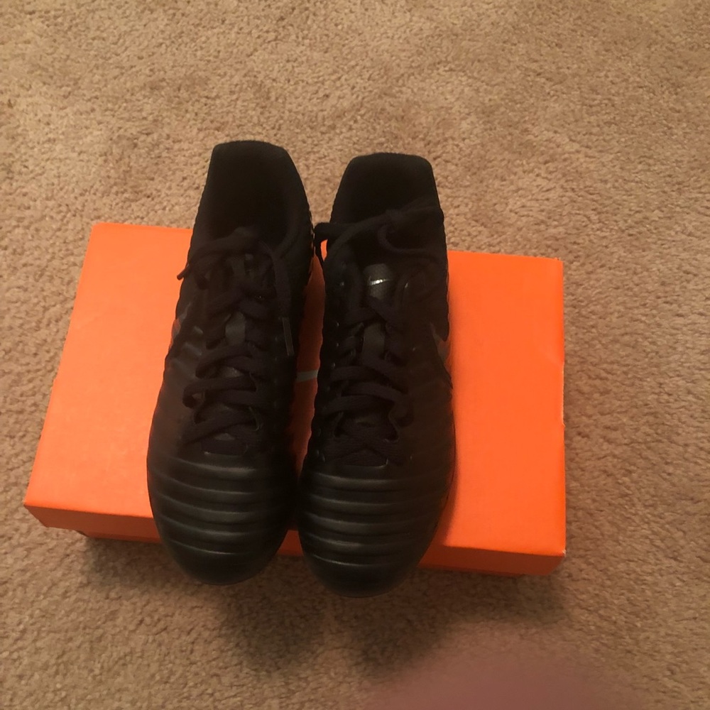 Kids Nike Soccer Cleats